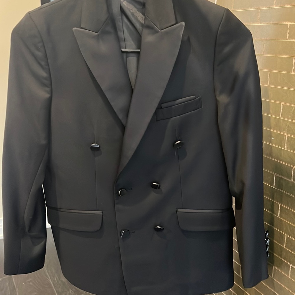 Bought from Lola and the boys Bergamo kids by the Milano boys suit.